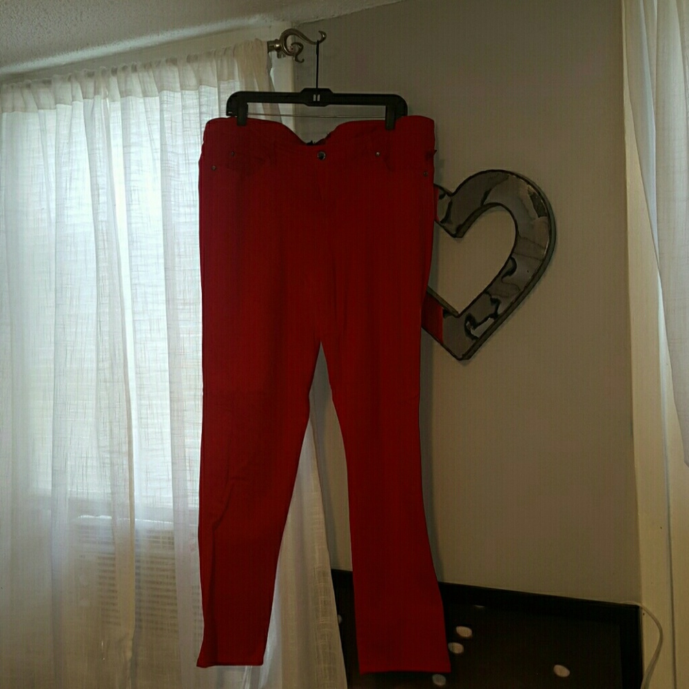 Tripp red skinny